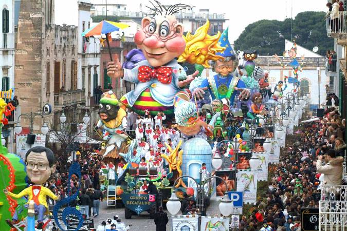 IL CARNEVALE DI CENTO E LA 