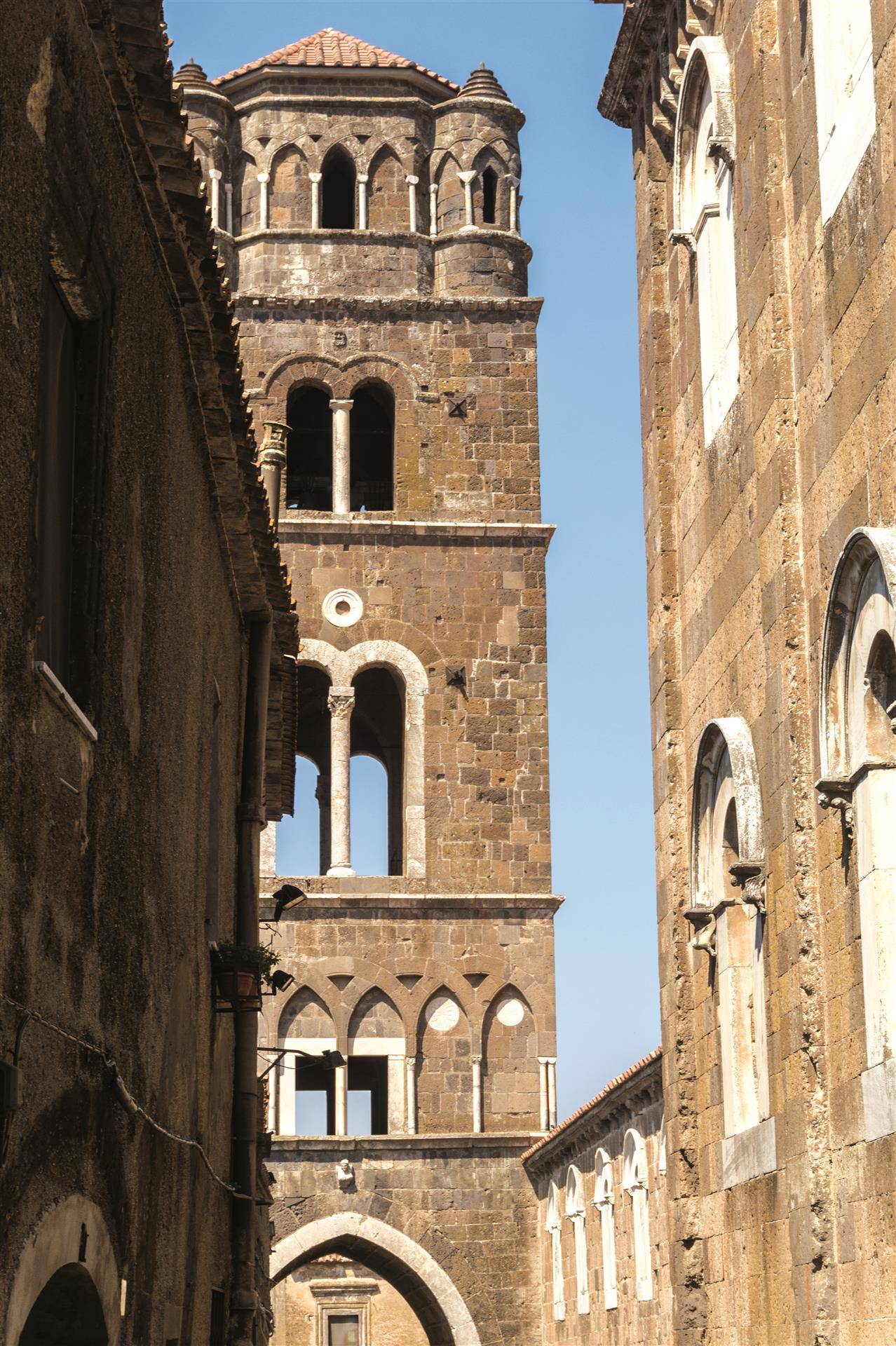 Pasquetta alla Reggia di Caserta e il borgo medievale di Casertavecchia