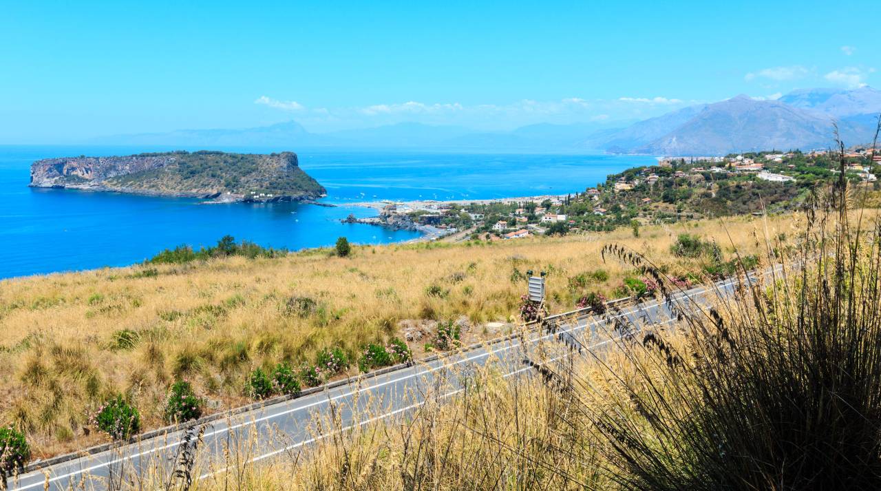 TROPEA, PAOLA, AMANTEA E ISOLA DI DINO 