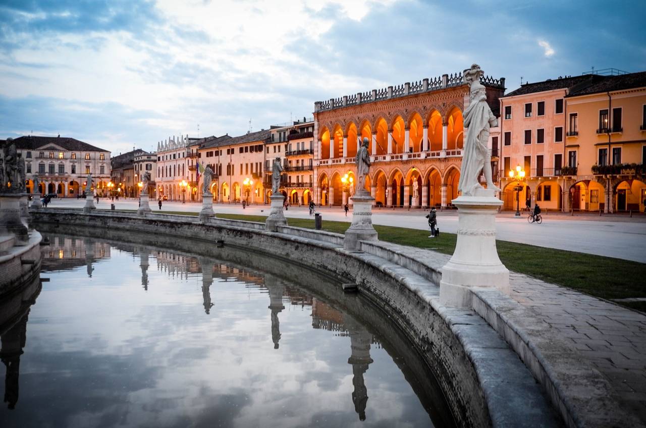 La navigazione tra le VILLE DEL BRENTA, la città di PADOVA e le terme di ABANO